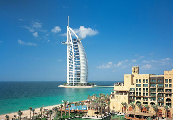 ОАЭ: Подарки от отеля Burj Al Arab